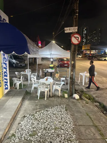 VENDO ESTRUTURA DE ESPETINHO