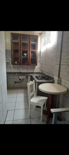 Aluga-se kitnet TODA MOBILIADA em São José