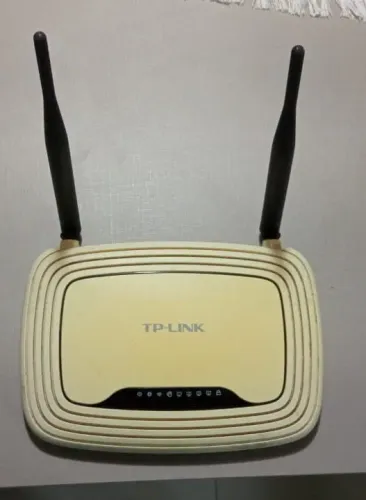 RoMa! Roteador TP-Link TL-WR841N (Usado)