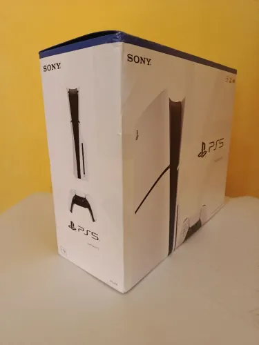 Playstation 5 slim zero nunca foi usado na caixa!!