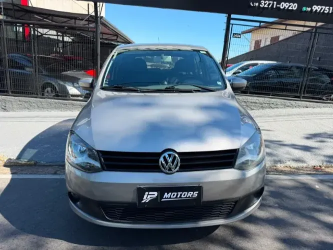 Volkswagen Fox 1.0 MI Total Flex 8V 5P 2011