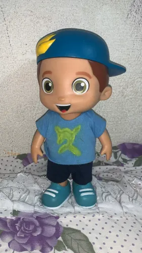 Boneco luccas neto