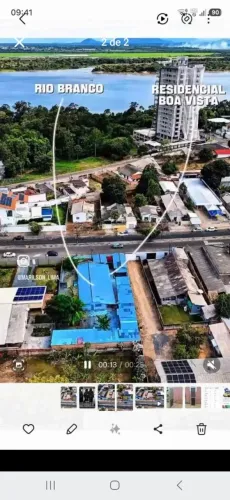 Terreno com 3 imóveis, centro.