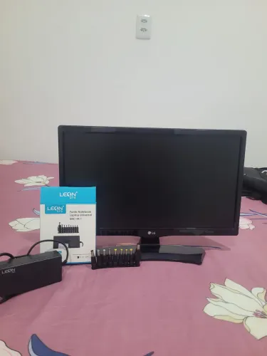 Carcaça de monitor LG + Fonte Universal com 9 bicos