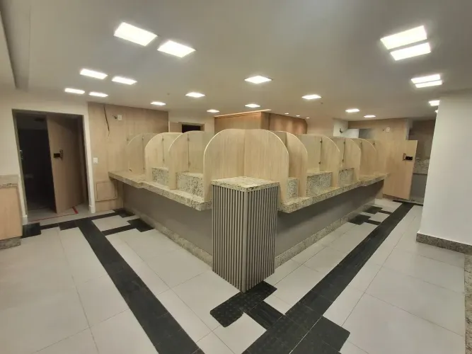 Alugo Sala/Loja Comercial - Térreo - Renascença