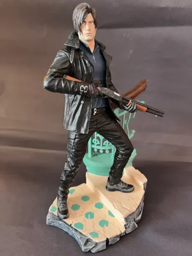 Action Figure Leon - Resident Evil Requiem
