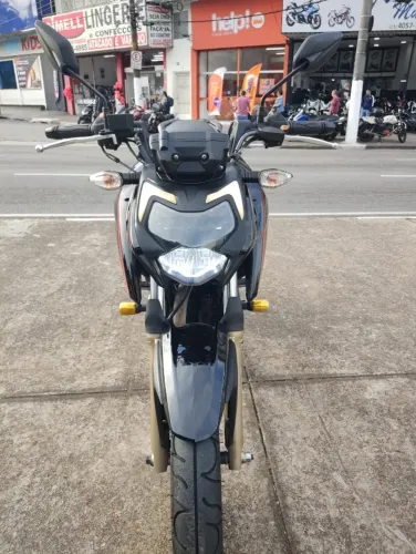 DAFRA APACHE RTR 200