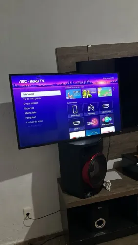 Televisão roku AOC 43 polegadas smart.