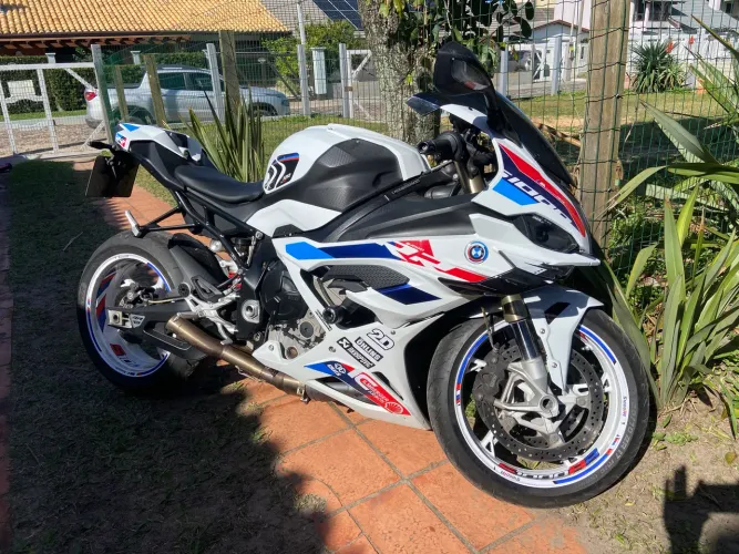 BMW s1000rr 2024 de BARBADA 10mil abaixo da fipe