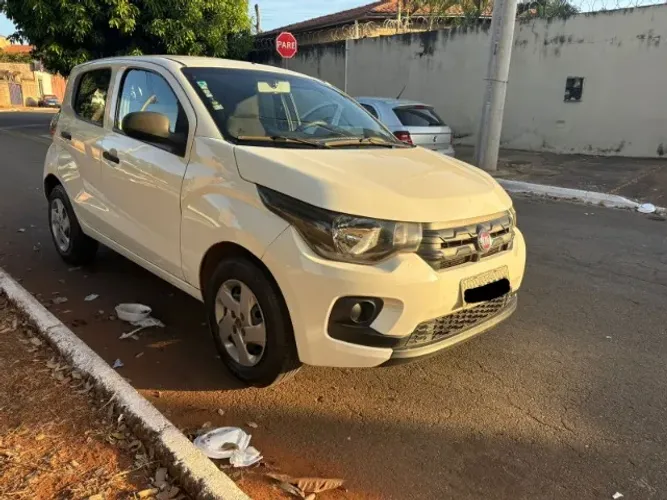 Fiat Mobi Easy ON 1.0 Fire Flex 5P. 2017