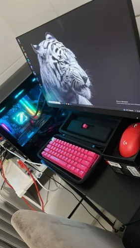 PC COMPLETO COM TECLADO E MOUSE LOGITECH 