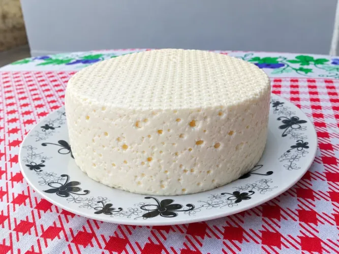 Queijo minas furadinho, direto sul minas.