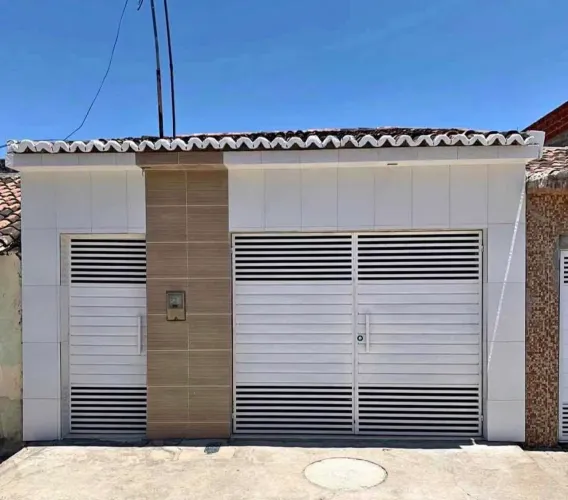 CASA Á VENDA NO JACINTINHO