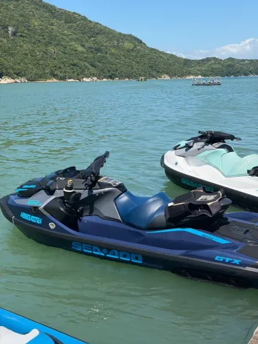 Vendo sea doo 170 GTX único dono apenas 22 horas de uso , zerado