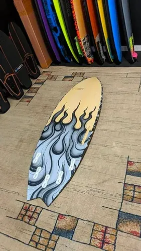 Zero Km Prancha Surf Powerlight Personalizada Madeira 5 Plugs Fcs 2