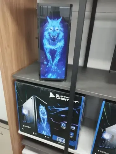 Gabinete gamer Lobo Novo