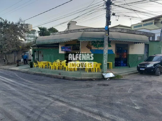 Lote à venda no Bairro ÁGUA BRANCA
