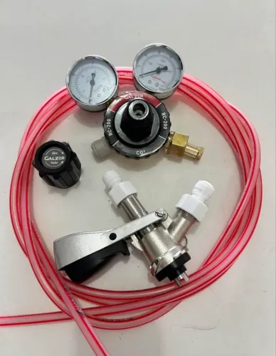 Kit chopp - regulador Co2 + extratora + engate + mangueira