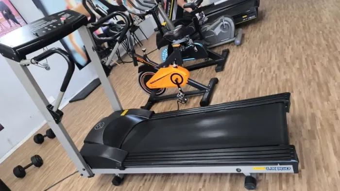 Esteira ergométrica profissional lx 160 g2 