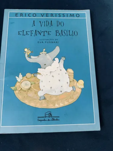 Livro a vida do elefante Basílio 