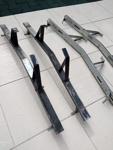 Suporte de escadas para teto de carro