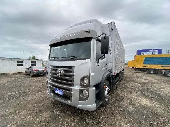 VOLKSWAGEN 24.280 6X2 2018