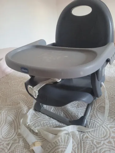 Cadeirinha de Alimentação Infantil
