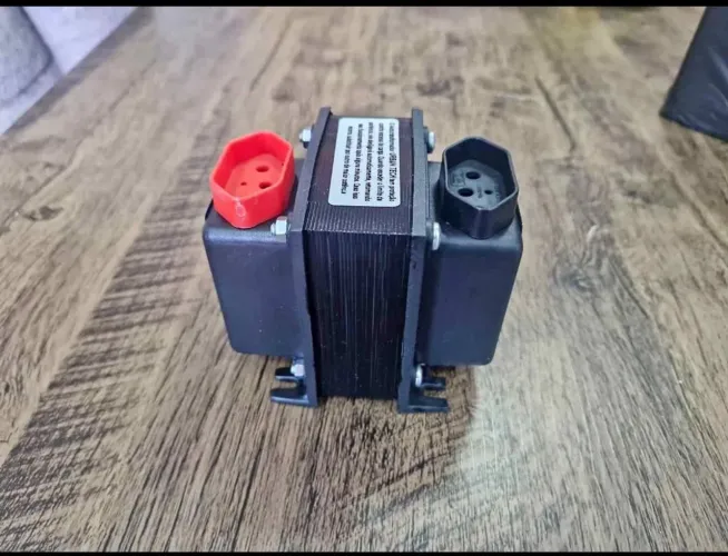 Transformador 750VA