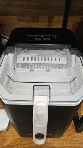 Máquina de Fazer Gelo Portátil Agratto 12kg