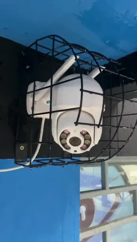 Câmera de Segurança Wi-Fi Smart - Visão Noturna, Áudio e Controle pelo Celular