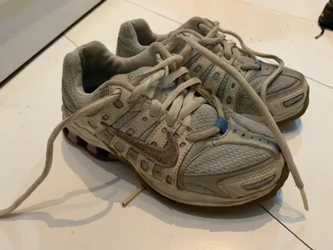 tênis nike reax tamanho 30