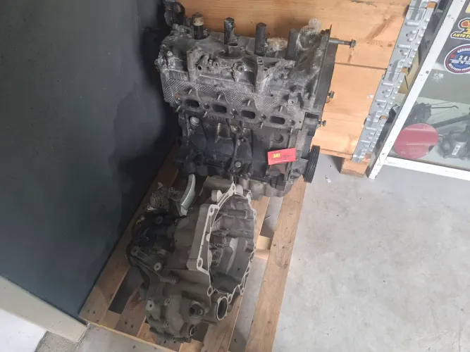 MOTOR RENAULT SENIC 1.6 16V.  GASOLINA K4M<br><br>R$ 8.000,00   