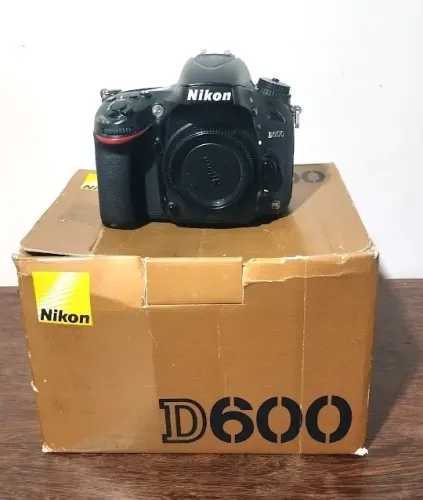 Nikon D600 + 24-120mm