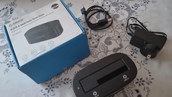 DOCKING STATION ORICO - Use HDs e SSDs 2.5 ou 3.5. SEMI NOVO