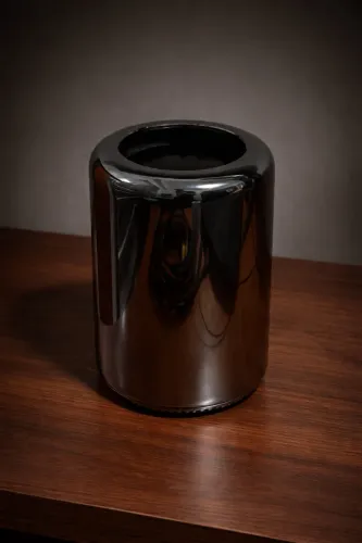 Mac Pro Late 2013 Xeon 6-core 16GB RAM 256GB SSD Dual GPU AMD FirePro D500