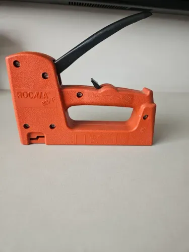 Grampeador e picador 80/F Rocama
