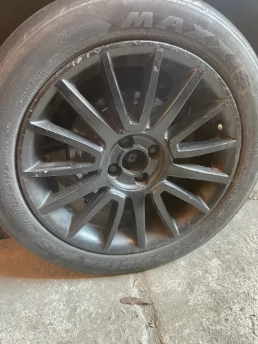 Jogo de rodas fiat bravo 2013