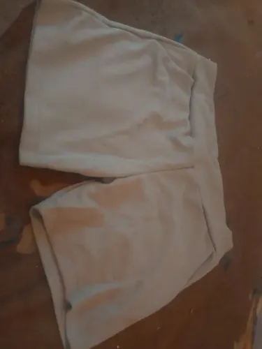 Short de tecido leve e confortável