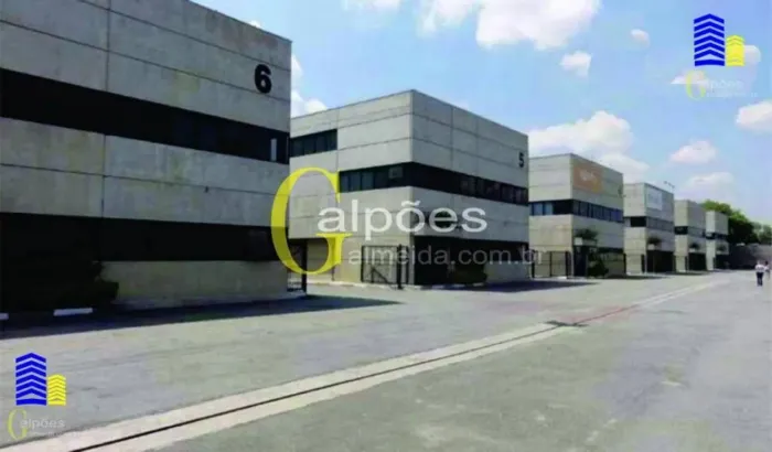 Pavilhão/Galpão para alugar no bairro Quitaúna - Osasco/SP