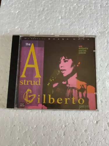 CD ASTRUD GILBERTO ALBUM WITH ANTONIO CARLOS JOBIM