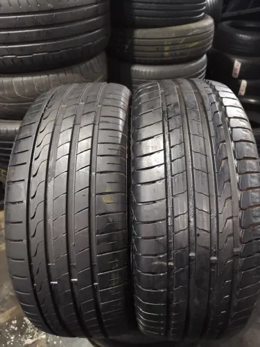 2 Pneus 235/45/19 Linglong  com 99% de borracha. Seminovos. 
