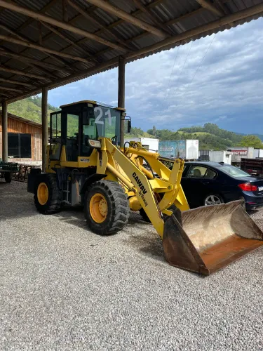 Pá Carregadeira Cawav CW920 2021