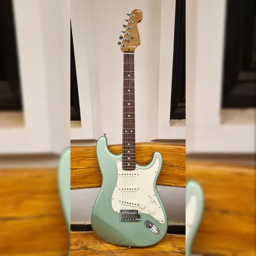 Guitarra Fender Stratocaster