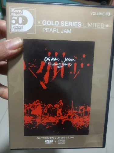 CD  PEARL JAM VL 13  TOURING BAND 200