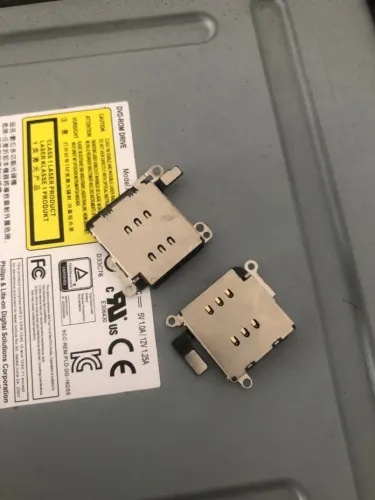 Slot SIM Card para iPhone XR ou 11 original !