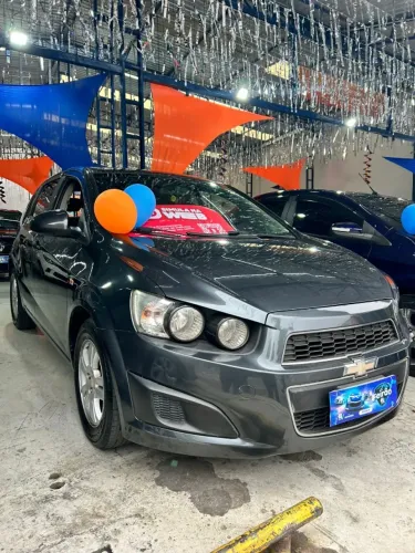 Chevrolet Sonic 1.6 LT 2014 - Entrada + Parcelas - "Leia o Anúncio"