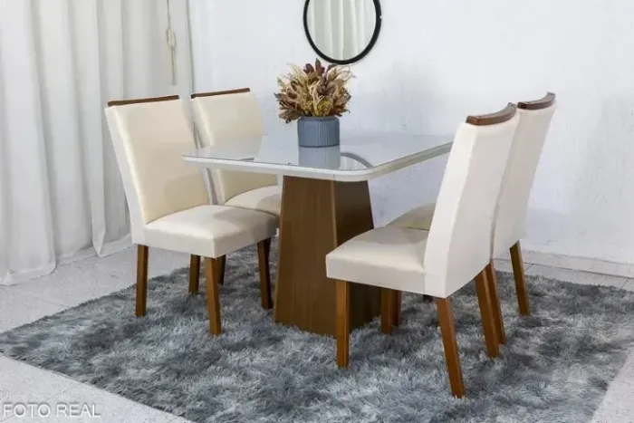 Mesa de Jantar 90x90cm com 4 cadeiras
