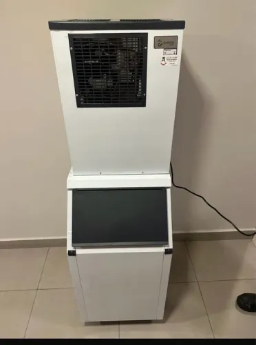 Máquina de Gelo para seu condomínio ou bar 