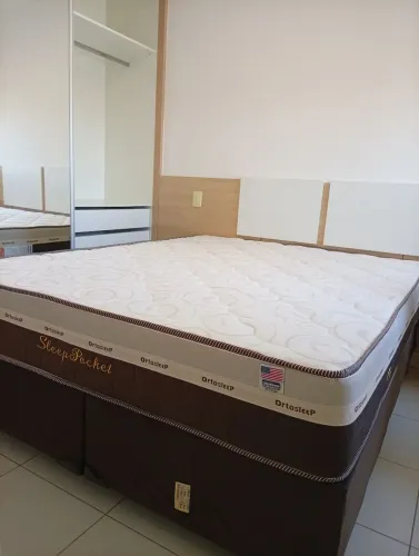 Cama Queen