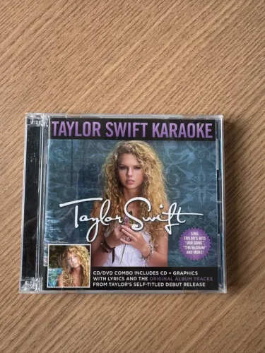 Taylor Swift - CD Karaoke DEBUT